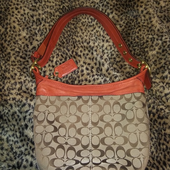 Coach purse - Picture 2 of 6